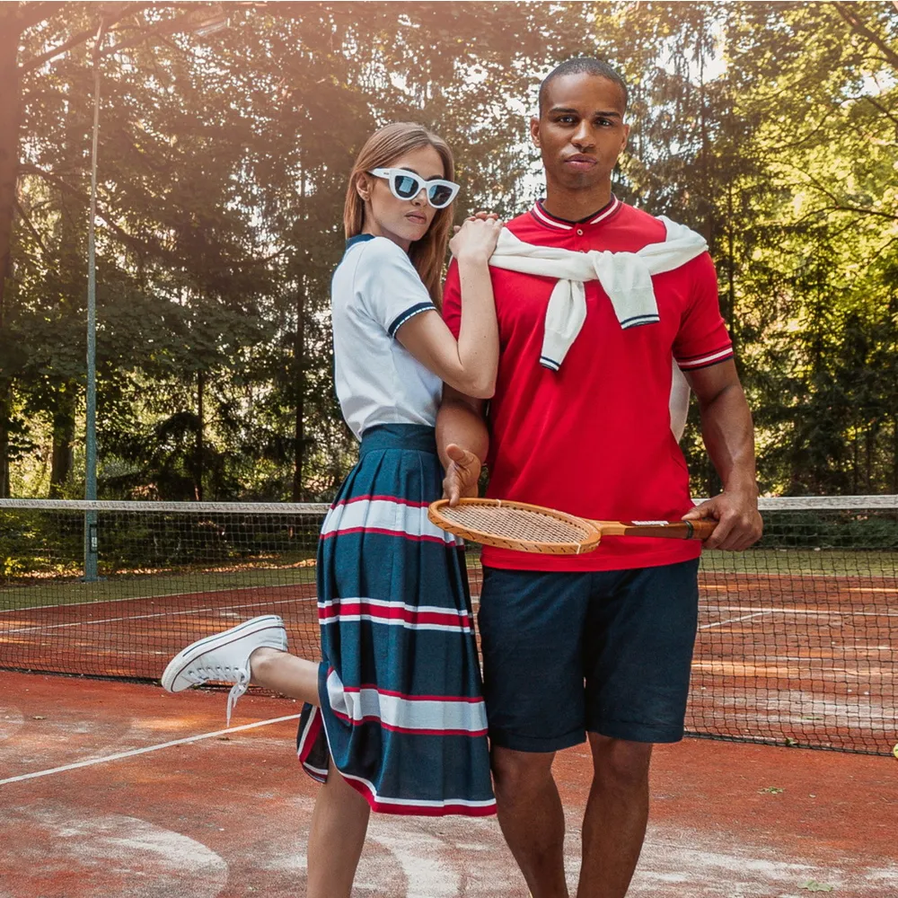 Herren Poloshirt in Rot mit gestreiften Elementen